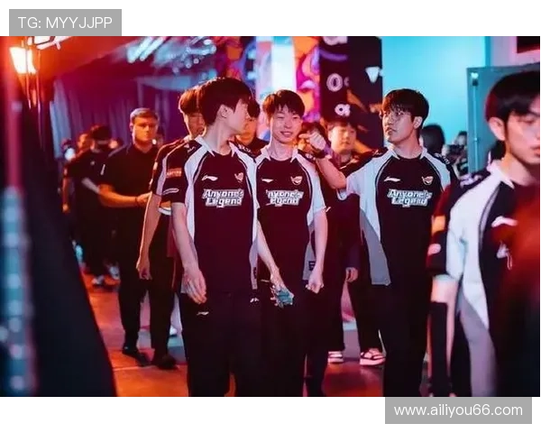 《电竞赛事热度持续攀升 全球顶级战队激战正酣 新赛季前景引关注》