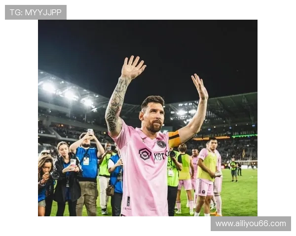 梅西加盟迈阿密国际后首战表现抢眼，助力球队逆转获胜